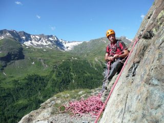 Sosta panoramica prima della vistosa placca spittata
