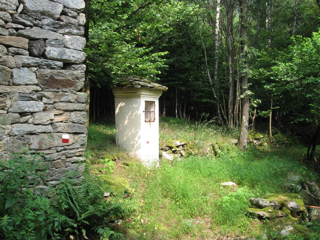 cappelletta a case uccello