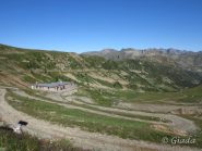 La vecchia caserma al colle della Lombarda lato italiano