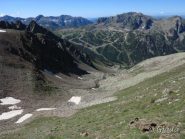 Il vallone di salita visto dal Passo di Peania