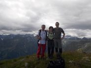 Edgarda,  Felice e Ciolly (io) in vetta!