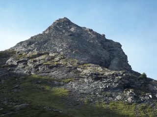 in prossimita' del colle