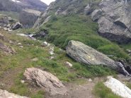 Il masso dove si lascia il sentiero