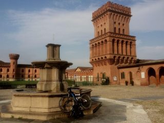 la bella piazza di Pollenzo