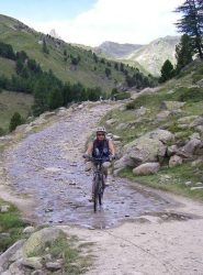 Carla esce bene da un tratto pietroso