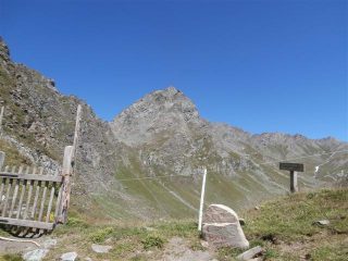 dal colle di Boina la cima del Bric Bucie