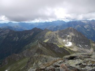 Dosso Grinner, Cima Carnera e Cima delle Croci