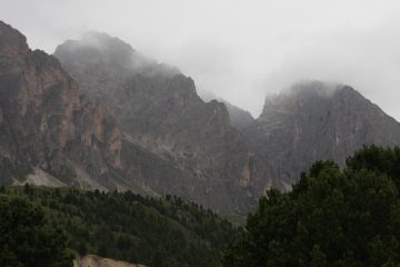 Sas Rigais al centro