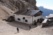 Rifugio Demetz alla forcella del Sassolungo