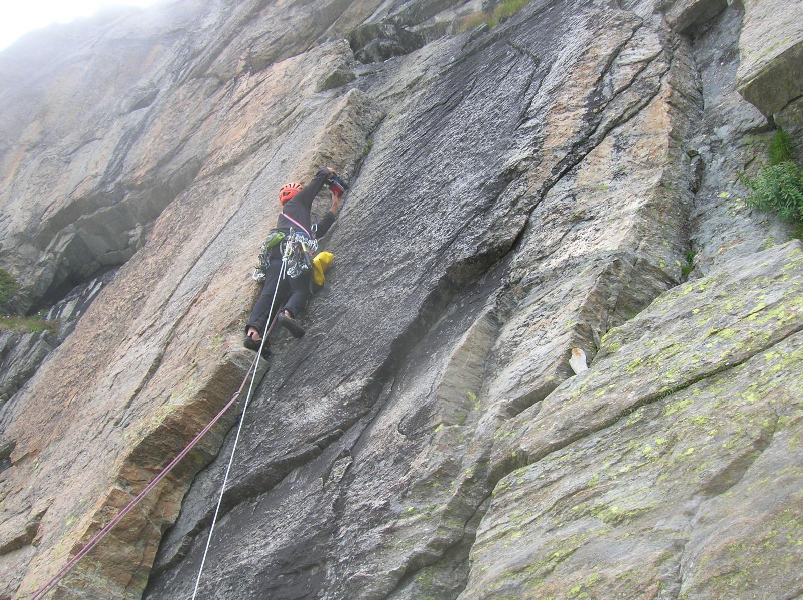 Primo tiro-l'unico fix della via