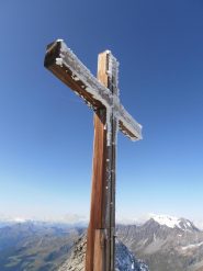 10 - la croce di vetta ...Gelé