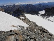 13 - sulle roccette finali, quest'anno, bisogna comunque aggirare i nevai