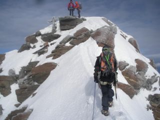 l'arrivo in vetta..