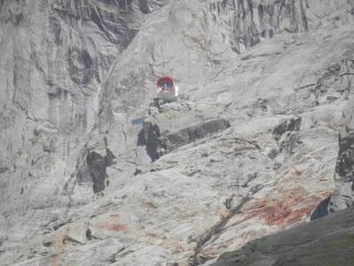 alla fine del primo tratto di corde fisse