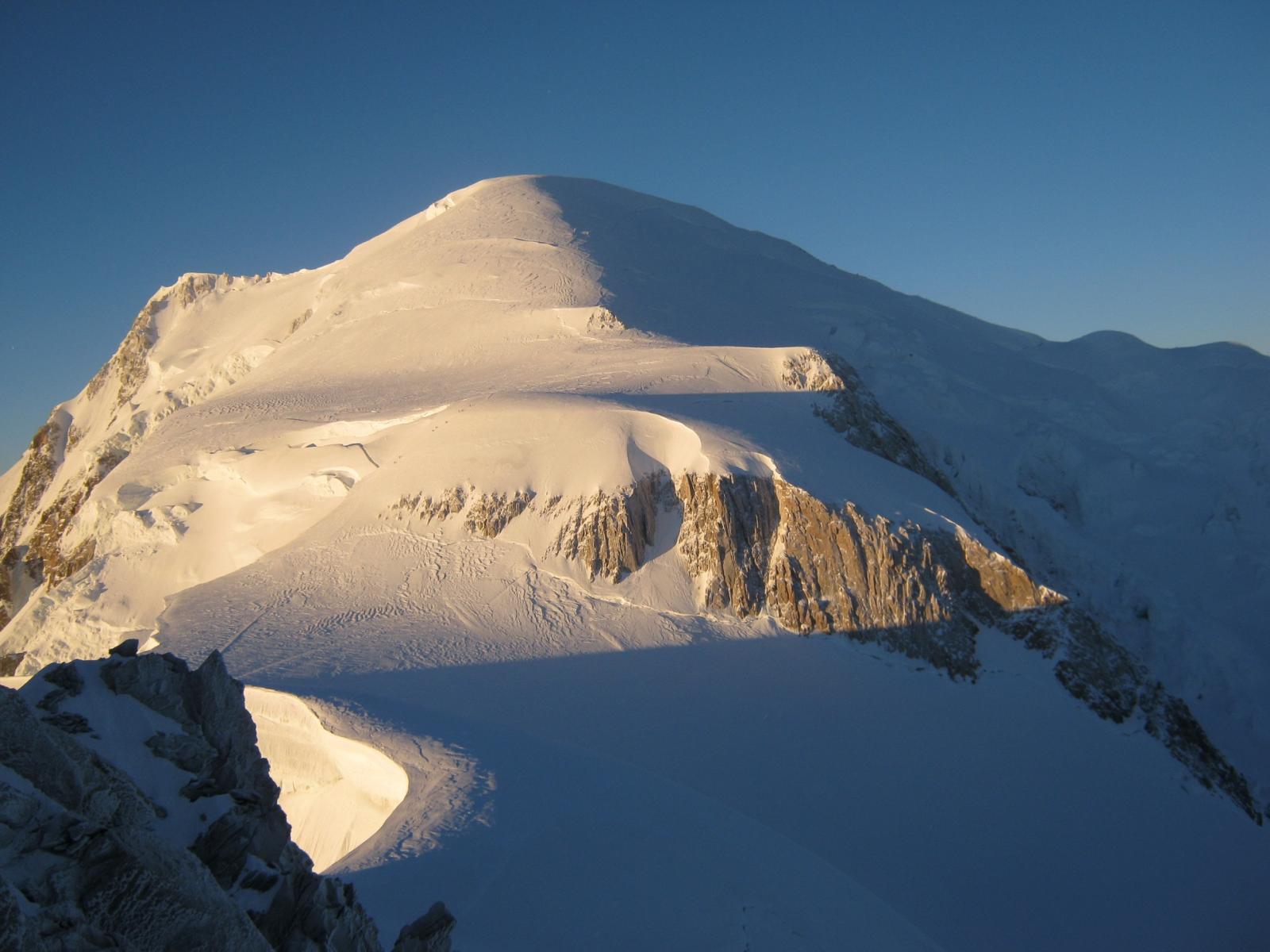 Alba sul Monte Bianco dalla cresta del Mont Maudit