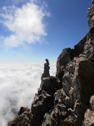 03 - torrioni di roccia vicini alla via di salita