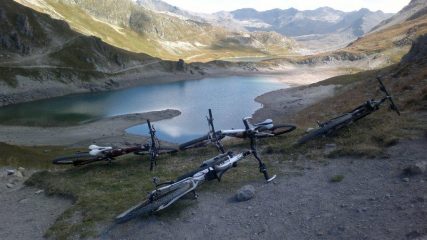 riposo al colle e i due bei laghetti