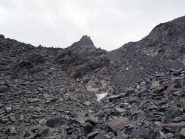 deviazione a quota 2910 sotto lo spuntone roccioso
