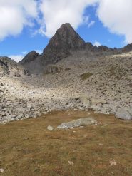 04 - salendo tra le pietraie e sotto le pareti