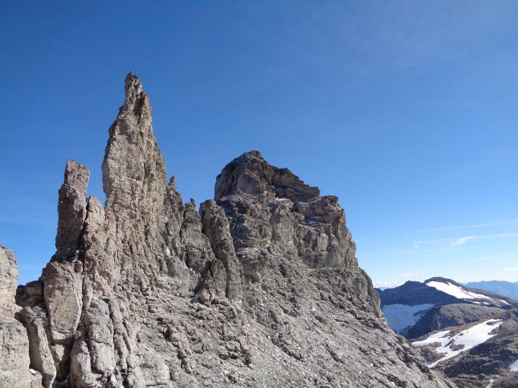Dente meridionale e centrale nei pressi del colletto nord