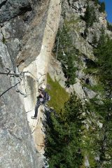 Ponte tibetano con successivo spigolo strapiombante