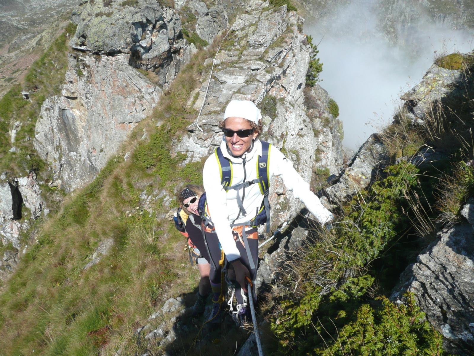 Alessia e Germana all'uscita del tratto attrezzato dei torrioni calcarei