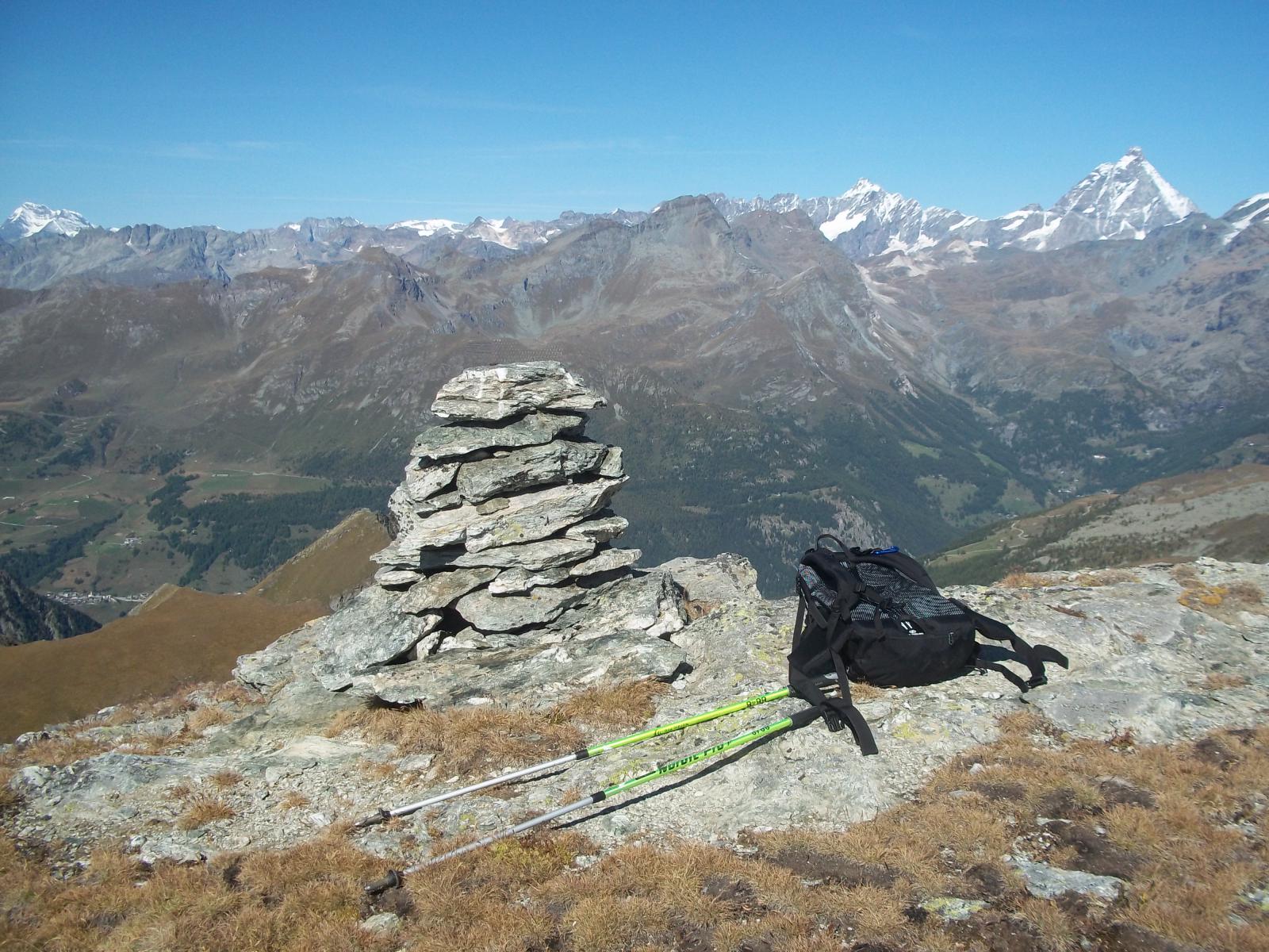 Ometto di vetta con vista