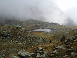 Scendendo verso il lago Lungo