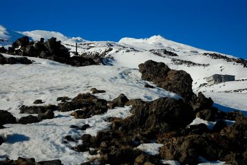 si parte su lingue di neve da Whakapapa