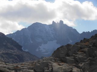 07 - appaiono i Denti d'Ambin, con una spolverata dineve recente