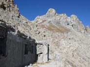 La via dalla casermetta