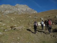 tutti in cammino verso il Buco di Viso