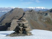 Dalla cima verso Rosa e Cervino, imponete la sagoma del M.Rafray davanti alla Gran Becca