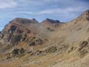 al centro la Cima La Rossa