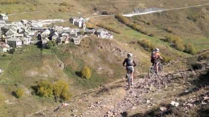 arrivando a Chazelet sul ripido sentiero