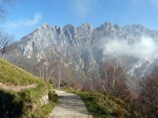 almeno si è aperto un pò per vedere il Resegone