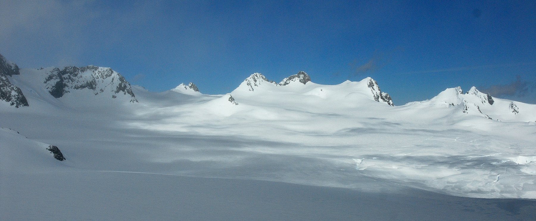 Davies Snowfield e Agazzis Glacier