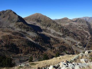 Vista dalla Tete de la Cabane verso Sistron, Merlier, Menas