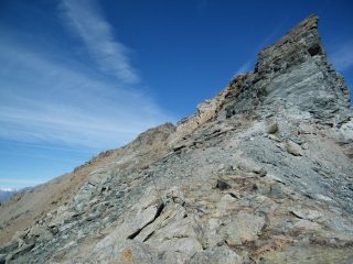 La depressione dove inizia l'aggiramento a sinistra