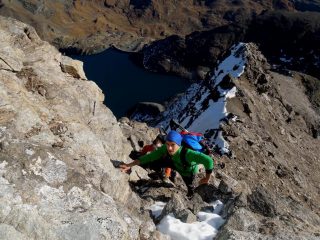 Si inizia ad arrampicare