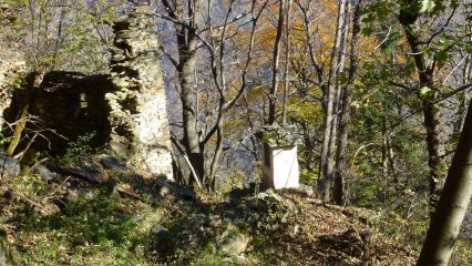 Pilone e Ruderi di Castellaro
