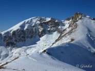 Dorsale di salita vero il Colle del Pas vista salendo alla Cima Pian Ballaur