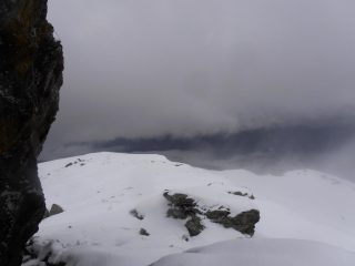 07 - al riparo dal forte vento gelido