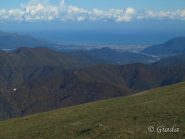 Verso la piane di Albenga e i resti della perturbazione che ha colpito la già martoriata Liguria