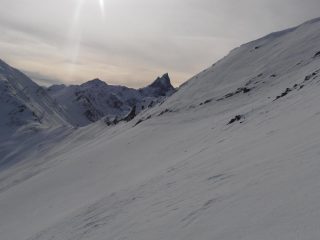 01 - Aguilles d'Arves viste dal pendio finale