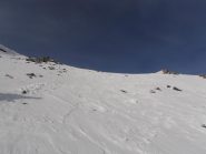 02 - inizio discesa ripido e tra pietre affioranti