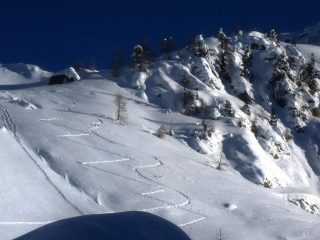 tracce di salita e di discesa