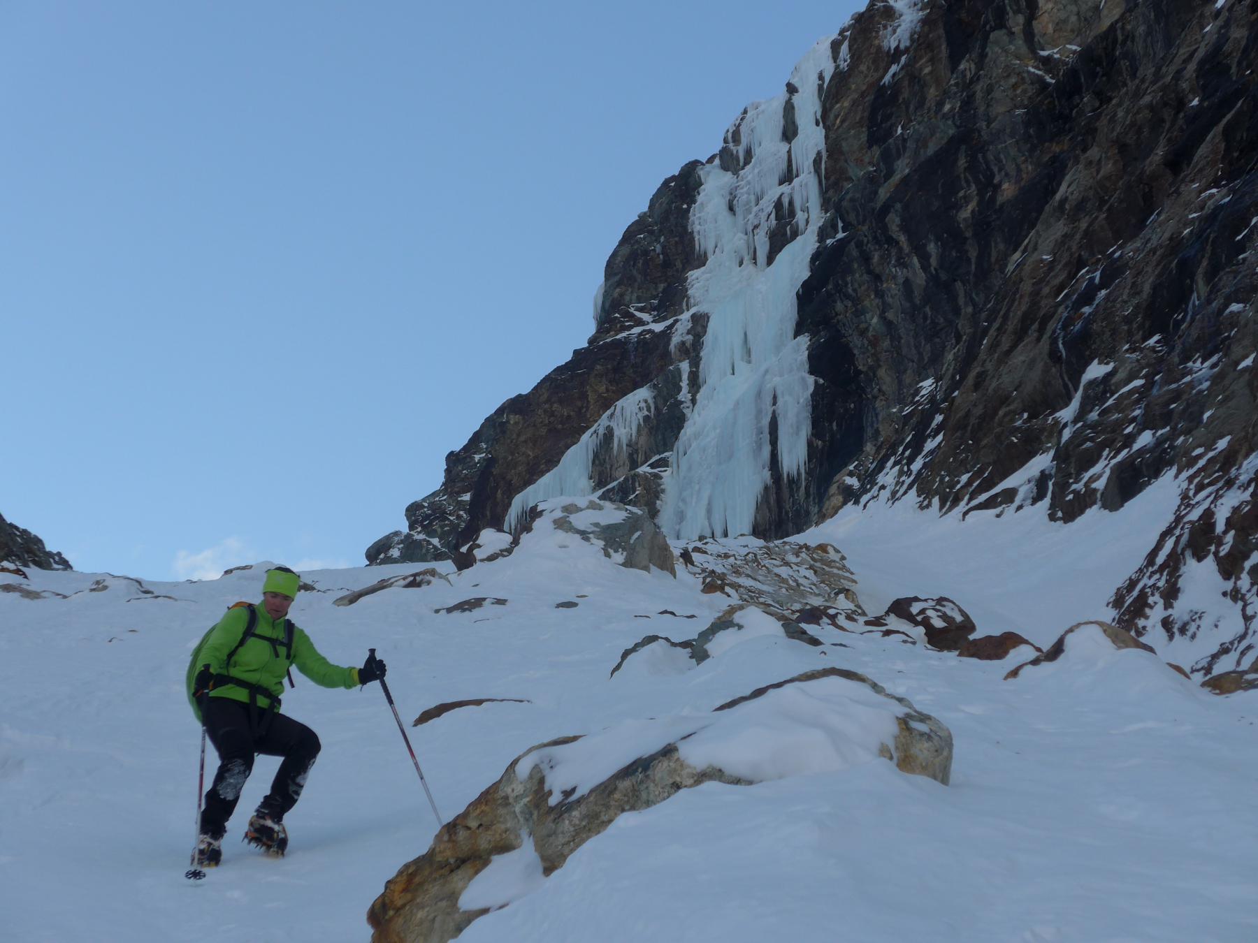 Scendere in canalone alto