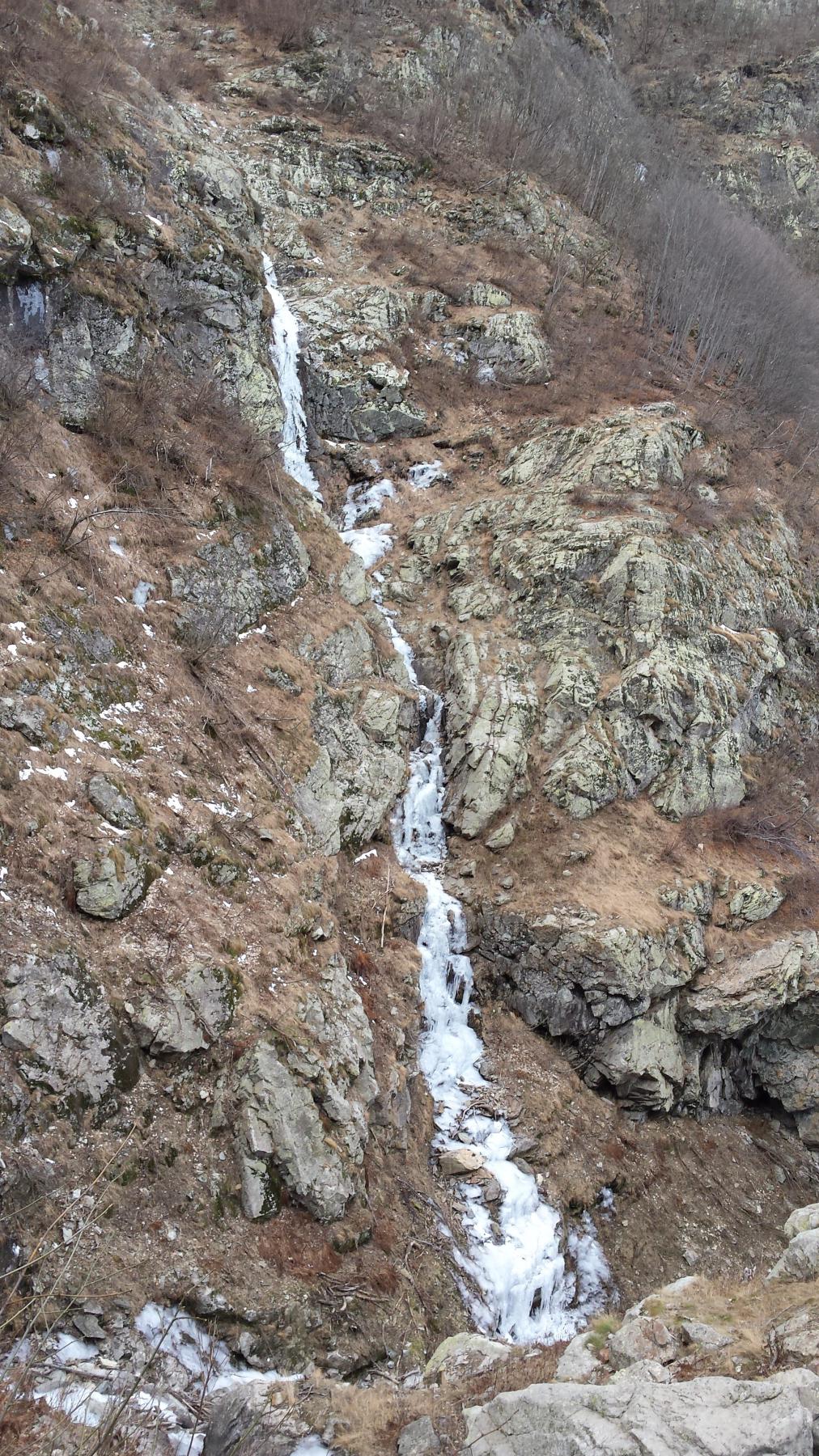 cascata vista dalla discesa