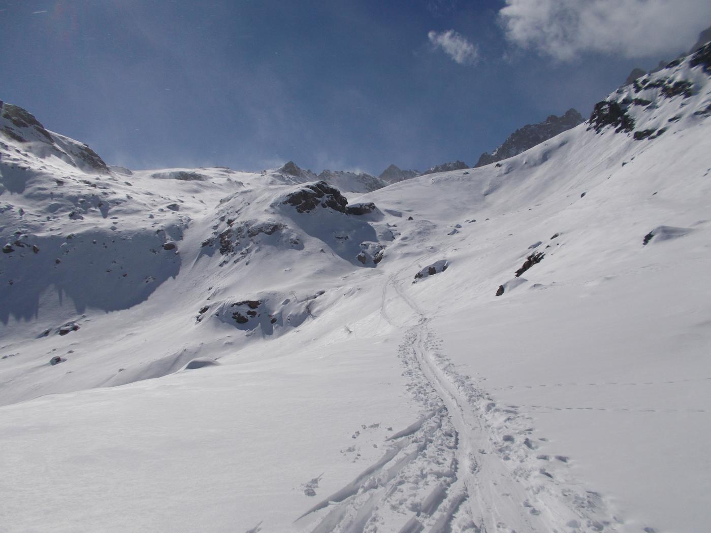 scendedo a nord nei pressi della cappelletta